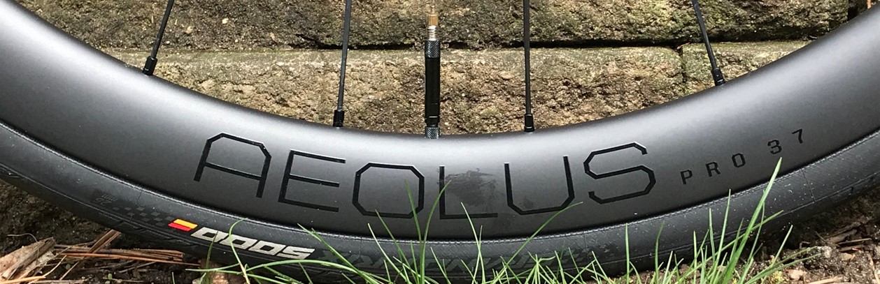 BONTRAGER AEOLUS PRO 37 - BEST VALUE FOR TUBED CLINCHER TIRE USERS ...