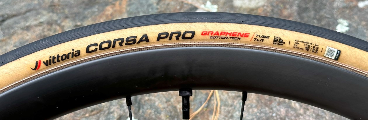 New Continental GP5000 S TR is hookless compatible but the brand wants you  to follow the rules