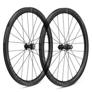Fulcrum Wind 42 Db Disc Tubeless Road Wheel Set Zilver 12 x 100 / 12 x 142 mm / Campagnolo