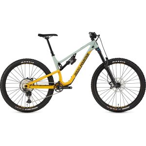 Rocky Mountain Altitude Carbon 50 Shimano Mountain Bike